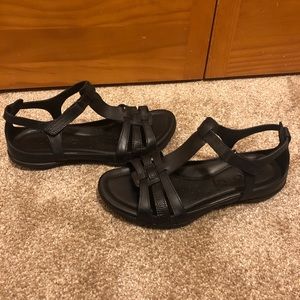 ECCO Women’s Flash T-Strap Gladiator Sandal